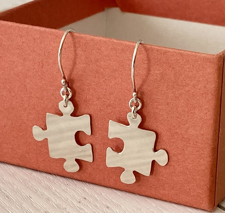 puzzle silver earrings by emmmanuelle miche, em-handmade silver jewelry